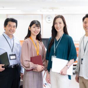 レバクリの診察時間「朝8時～深夜2時」をフル活用する！忙しい人のための受診ガイド