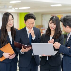 レバクリの診察時間「朝8時～深夜2時」をフル活用する！忙しい人のための受診ガイド