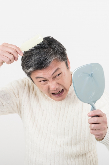 AGA治療の最新トレンドと学会情報：なぜ50代は「医師監修の正確な情報」を選ぶべきか？